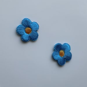 Set of 8pcs 24pcs 120pcs bulk lot small flower embroidered iron on patch kids baby apparel about 2.2cm bulk lot dark blue