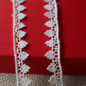 2yards  40yards  bulk lot  Ivory off white  crown frill venice cotton  lace trim diy sewing  hair wedding doll dress  1.5cm