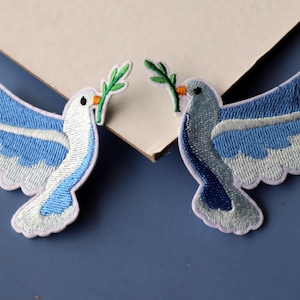 Set of  2pcs  30pcs bulk lot Peace dove pigeon  bird with olive brance  embroidered iron on patch   about 7cm