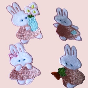 Lot de 4 pcs, 40 pcs dessin animé lapin chenille brodé auto-adhésif thermocollant sur écusson thermocollant Carte de Pâques 4 x 5 cm