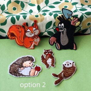 Set of  5pcs 40pcs   bulk lot squirrel raccoon hedgehog groundhog otter  quokka  Kids Animal Patches about 2-3inch