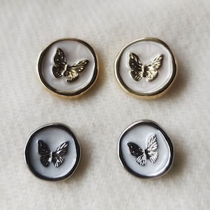 Wholesale bulk lot  Set of 10pcs 60pcs retro style gold silver butterfly metal button  diy shirt jacket  clothing   18mm 23mm