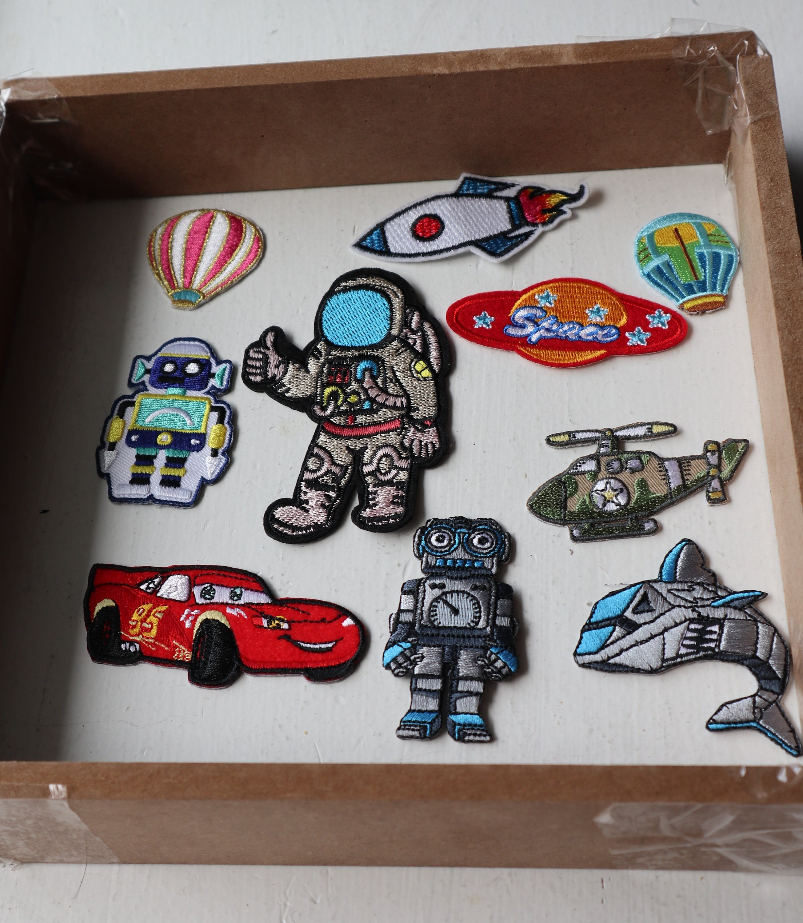 6pc/set, Planet patches, UFO patches, Sequin patches, Iron on patches