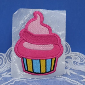 Set of 3pcs  30pcs  bulk lot  large    cupcake cake  embroidered stick on iron on   sew   on patch  diy birthday 8-12cm
