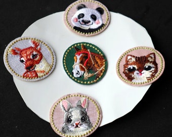 Lot de 3 pièces en vrac animal chat lapin cerf cheval panda brodé fer sur patch environ 4,5 cm o