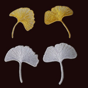 Lot de 4 feuilles de ginkgo scintillantes, élégantes, blanches, jaunes (or) et 40 pièces, brodées au fer à coudre sur un patch 5 x 7 cm