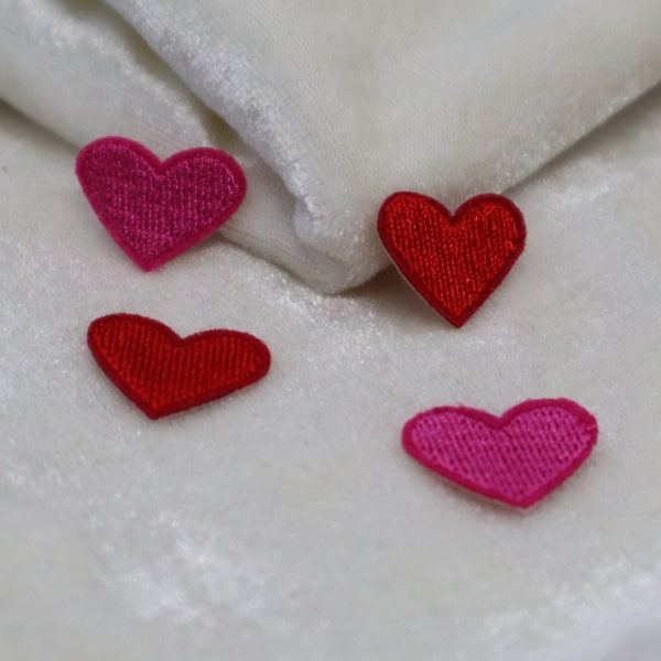 10pcs 20pcs  bulk lot small   tiny mini  red  pink embroidered  red heart    iron on patch  about   1.9x1.3cm 2.5x2.2cm wholesale