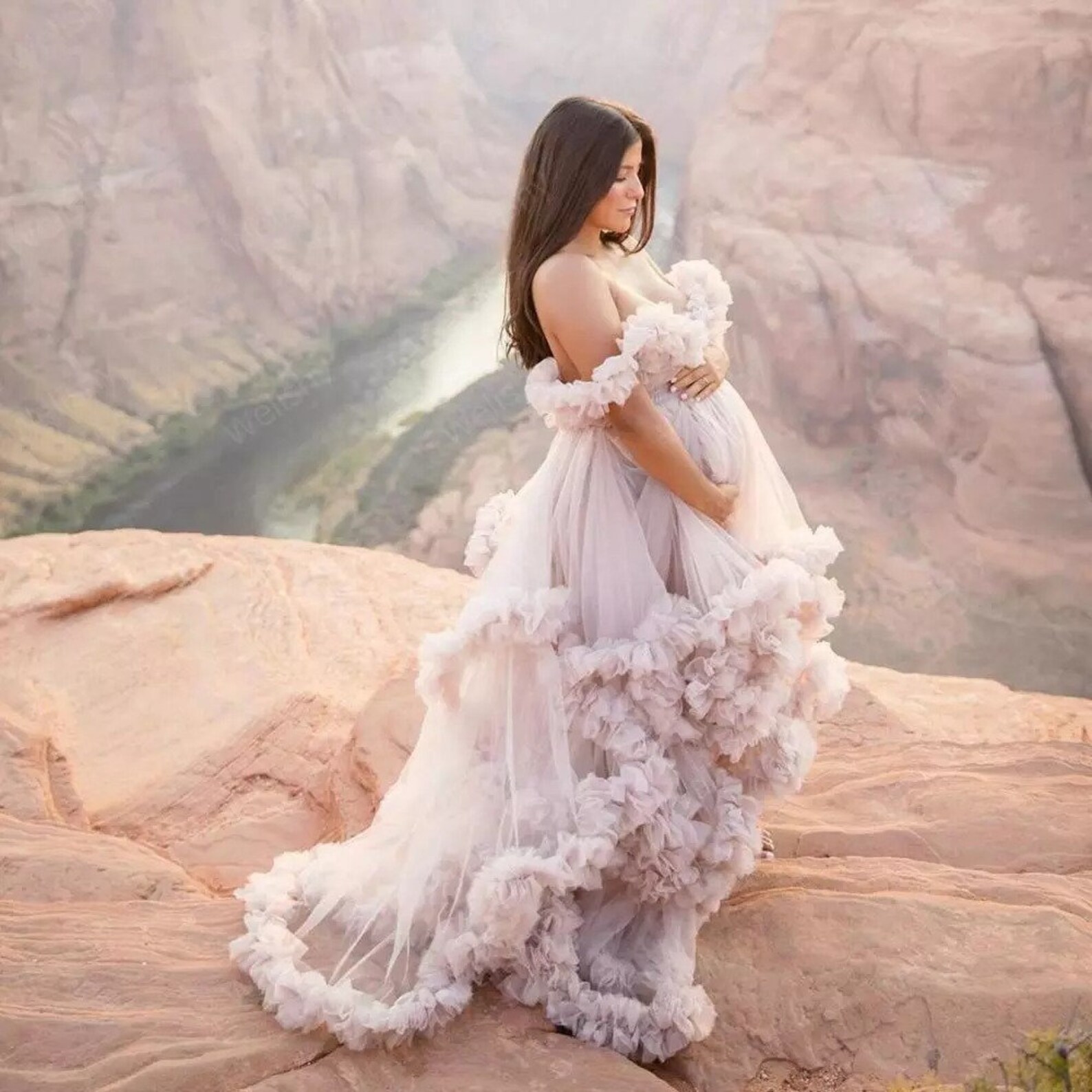 ruffle robe for maternity shoot