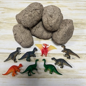 Dinosaur Excavating Eggs | Dinosaur Egg Dig