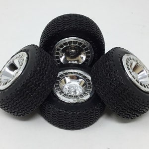 Slotted Muscle Car – Tuner Wheels – Model Car Junkyard Wheel & Tire Set #E726