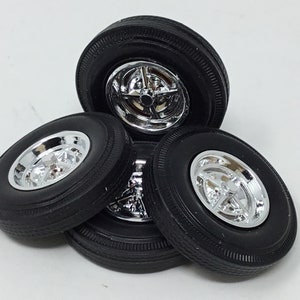 Muscle Car Wheels w/ Skinny Tires – Model Car Junkyard Wheel & Tire Set #E719