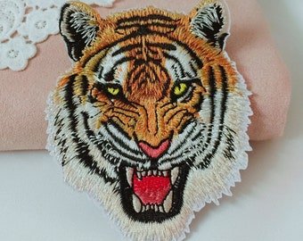 Tiger head embroidered patch vintage fashion embroidered fabric clothes applique