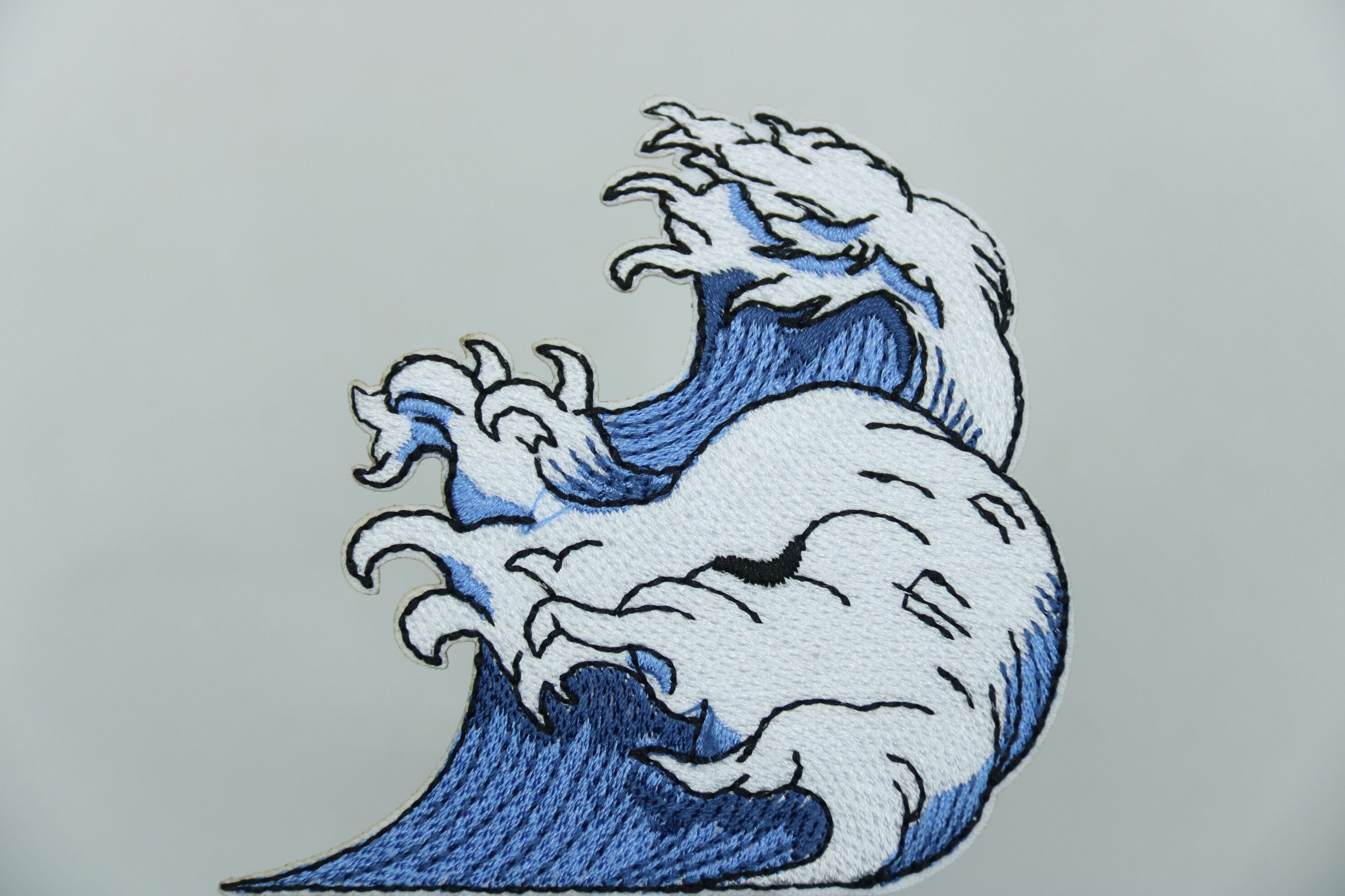 Patch Brodé Grande Vague De Kanagawa - à Coudre Ou Thermocollant Pour Vêtements