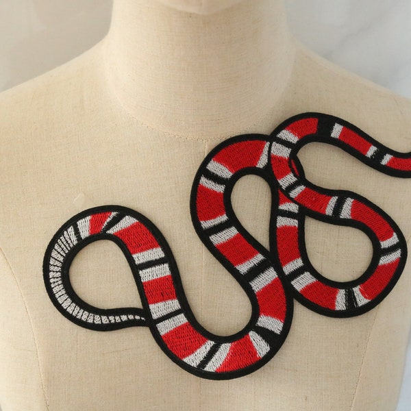 Large coral snake,red snake,iron on patch ,embroidered patch,sew on patch,applique,