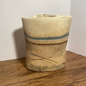 Art Pottery Vase Rolled Slab – Lauretta Bonfiglio Montana Studio Ceramics - Pressed Botanicals – Artist signed