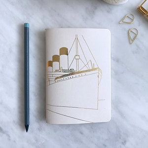 Taccuino Titanic grigio e dorato. Regalo aziendale Titanic Belfast. Regali marittimi per la festa del papà