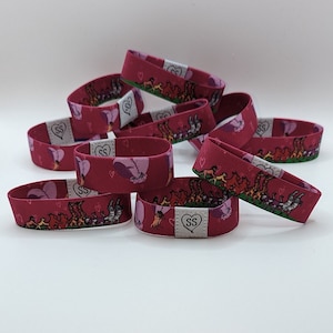 Upendi conga line reversible wristband Kovu Kiara Lion King