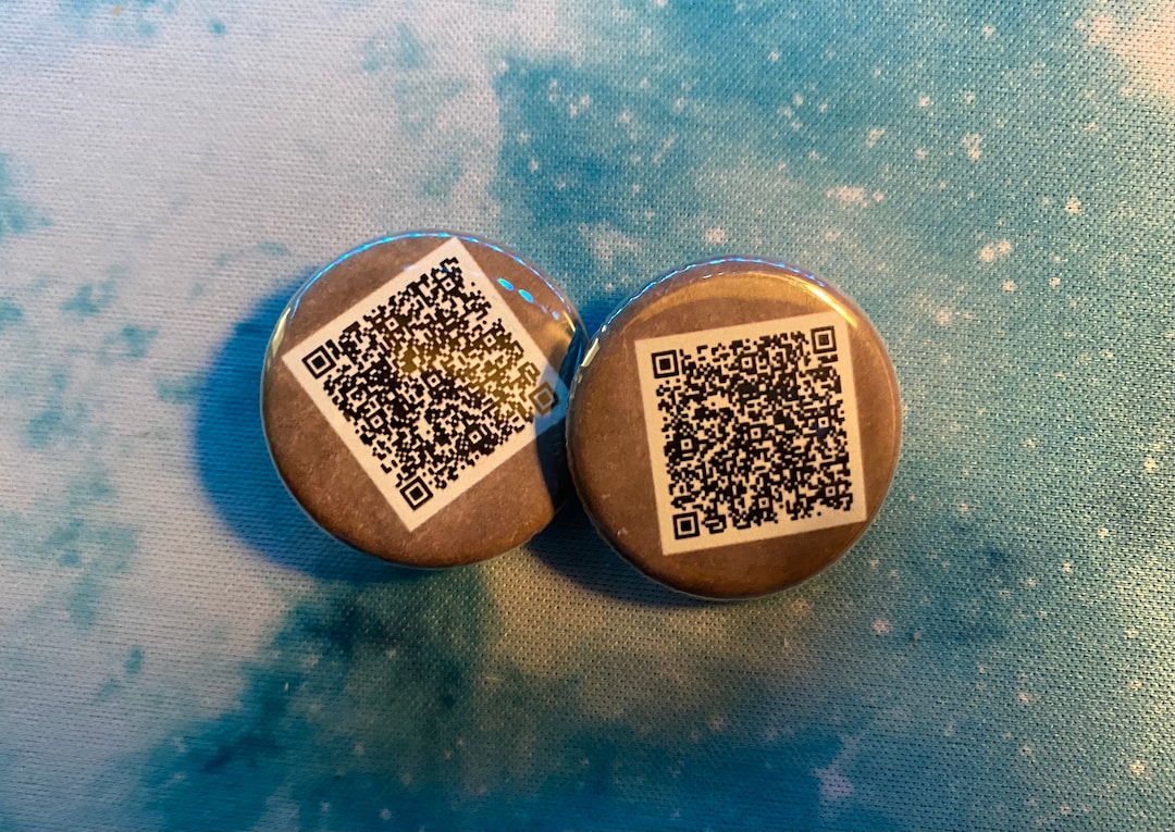 1.25 Inch QR Code Pinback Buttons or Magnets Custom Made - Etsy