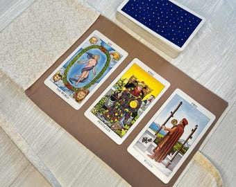 Beige Floral Tarot Wrap Pouch, Tarot Fold Over Pouch, Tarot Supplies & Accessories, Tarot Card Holder, Divination Witch Tarot Reader Gift