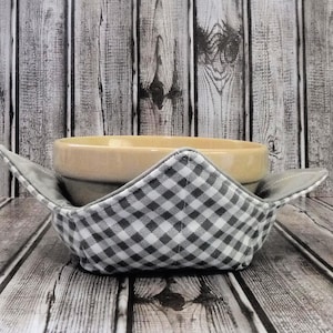 Gray Gingham Bowl Cozy: Reusable Microwave Hot Bowl Holder