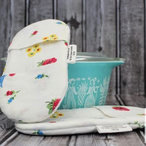 Blue Birds | Hot Fingers – Microwave Helpers | Reusable Microwave Mitt | Popcorn Bag Holder | Baked Potato Holder | Set of 2
