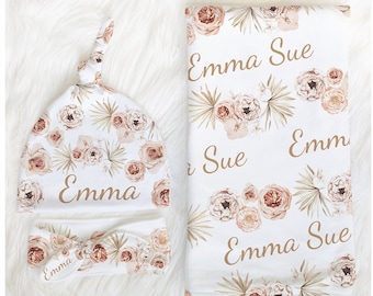 BABY NAME SWADDLE Decke Personalisierte Boho Blumen benutzerdefinierte Karamell Baby Mädchen personalisierte Dusche Geschenk Baby Girl Going Home Outfit Krankenhaus