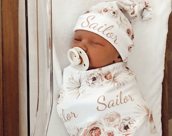 Boho Floral BABY NAME BLANKET - Personalized Shower Gift Name Announcement Custom Swaddle Newborn Baby Girl Going Home Outfit Hospital Photo