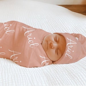 Couverture avec prénom personnalisé pour bébé fille, cadeaux personnalisés avec monogramme d&#39;emmaillotage, couvertures avec prénom personnalisé pour fille, ensemble cadeau bébé garçon