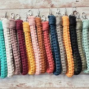 Macrame Wristlet, Boho Keychain , Keychain Accessory, Boho Wristlet, Boho Macrame Wristlet, Keychain Bracelet, Boho Accessory, Boho gift