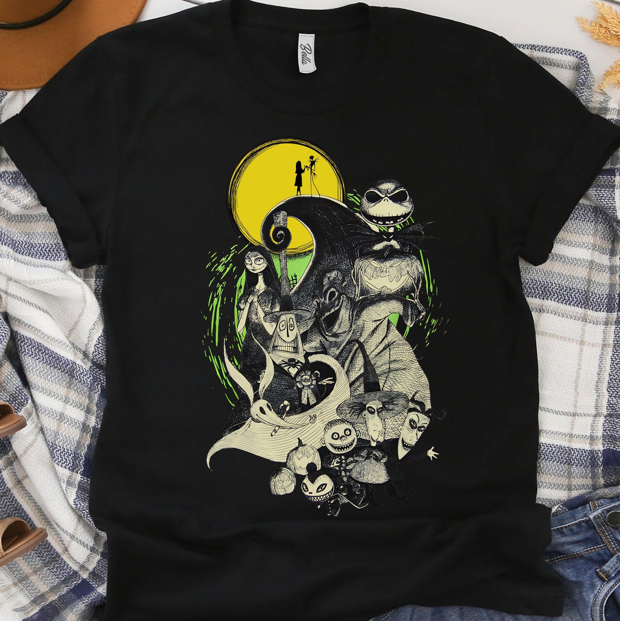 Discover Vintage The Nightmare Before Christmas Halloween T-Shirt