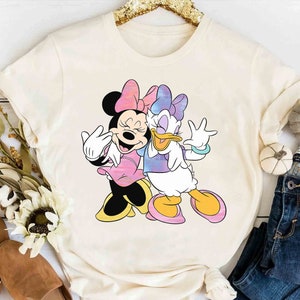 Cute Disney Minnie Mouse and Daisy Duck Best Friends Shirt, Magic Kingdom Holiday Unisex T-shirt Family Birthday Gift Adult Kids Toddler Tee