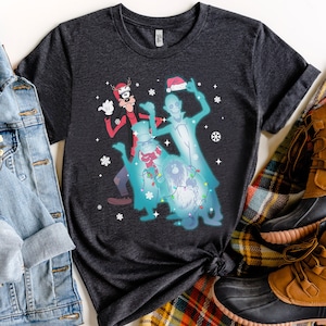 Funny Santa Goofy And Hitchhiking Ghost The Haunted Mansion Christmas Light T-shirt, Mickeys Very Merry Xmas Tee, Disney Magic Kingdom Gift