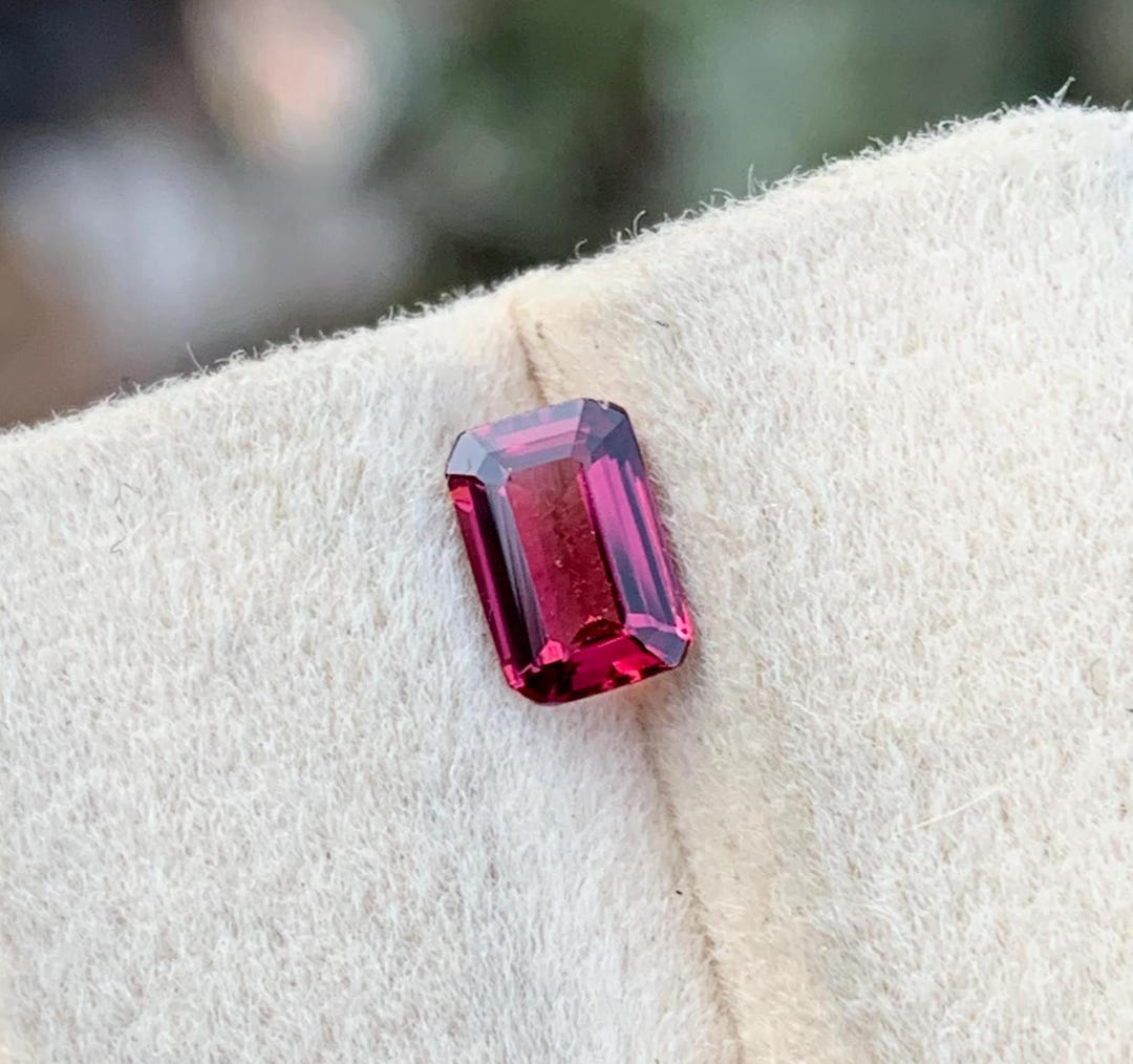 Rare Pink Malaya Garnet | Natural Pyrope-almandine Garnet | Loose ...