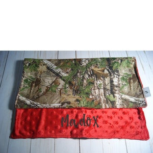 Camouflage and Red Minky Blanket/Camouflage Blanket/Camouflage Lovey/Personalized Camouflage Blanket/Embroidered Blanket