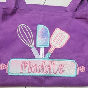 Personalized Kids Aprons/Embroidered Kids Aprons/Chef Aprons with Embroidered Name/Girls Embroidered Aprons/Boys Embroidered Aprons