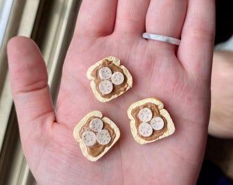 PB Toast Magnet / Clay Creations / Clay Food / Miniature Food / Handmade Gift / Kitchen Decor / Classroom Decor / Locker Decor