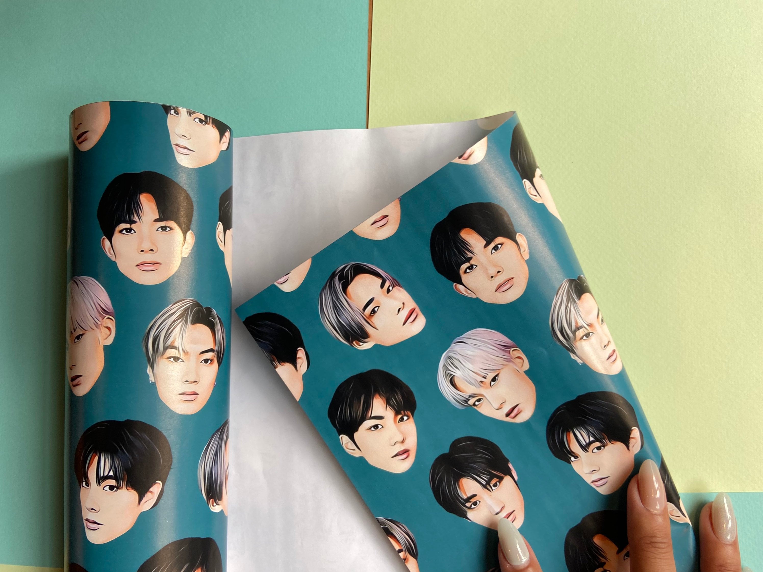 幸せなふたりに贈る結婚祝い Enhypen Drunk-dazed Wrapping Paper | Enhypen Drunk-dazed アイドル