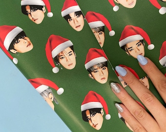 Stray Kids Christmas Wrapping Paper Green | SKZ Xmas Gift Wrap | Limited Edition SKZ Xmas Gift Wrap | K-Pop Gift Wrap | K-Pop Wrapping Paper