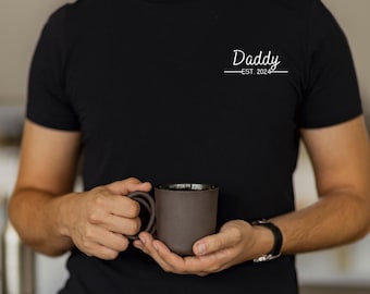 Daddy Est 2024 Father's Day t-shirt, Dad t-shirt, Daddy to be t-shirt, custom father's day gift, Daddy tees