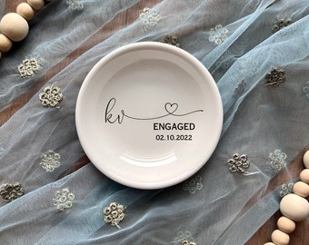 Verlobungsgeschenk für Paar, Geschenk für sie, personalisiertes Geschenk für Braut, Geschenkringhalter, Schmuckteller für sie, Eheringhalter