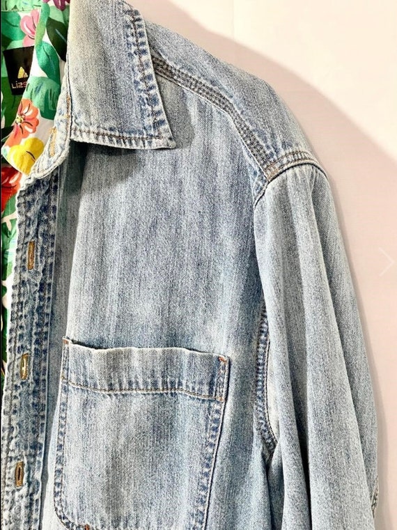 Vintage Levi’s Denim shirt - image 5