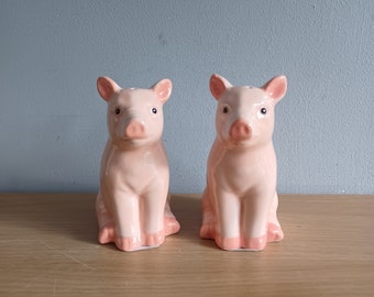 PIG Cruet Set Novelty Ceramic Salt & Pepper Pots 8cm NEW Free UK Postage