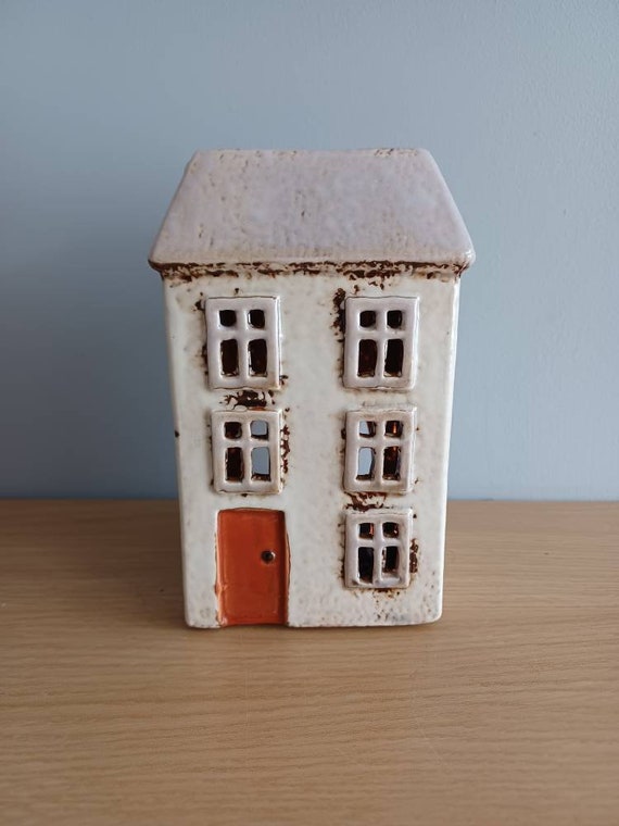 Porcelain House Tealight - Small Windows Porcelain House Tealight - Small Windows