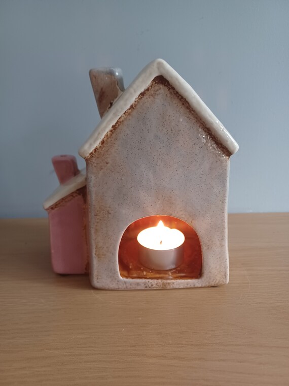 Casetta Portacandela in Ceramica 16x10x18 cm – Fioridea Home