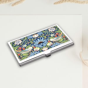 Visitekaartjeshouder aardbeidief - Art Nouveau William Morris Bird & bloemdessin, elegante aluminium kaarthouder, uniek accessoire voor haar