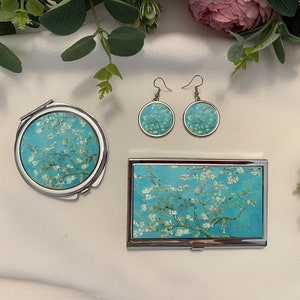 Ensemble cadeau fleur d'amandier pour femme - Art floral Vincent van Gogh, boucles d'oreilles bleues, miroir de poche, porte-cartes de visite, cadeau vintage unique