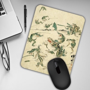 Frog Battle Mouse Pad, Vintage Japanese Art Print, Funny Frogs Illustration, Quirky Desk Accessory, Unique Gift Idea for Him