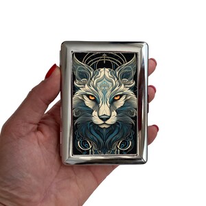 Mystieke wolf-sigarettenkoker, artistieke metalen kaarthouder met wolf-ontwerp, elegant cadeau voor mannen en vrouwen, compact gotisch accessoire