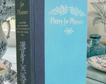 2 pc Lot: Vintage 1960 "PoeTRY FoR PLeaSuRe" Hallmark 470 pg Anthology Book + "101 POEMS" Booklet. Shakespeare Yeats Dickinson Browning Etc.