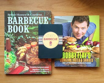 3 pc Lot Cookbooks: 1965 "Better Homes Gardens Barbecue Book" + "Bobby Flay Burgers Fries Shakes" + Little Black Book. Grilling, Meat, BBQ.